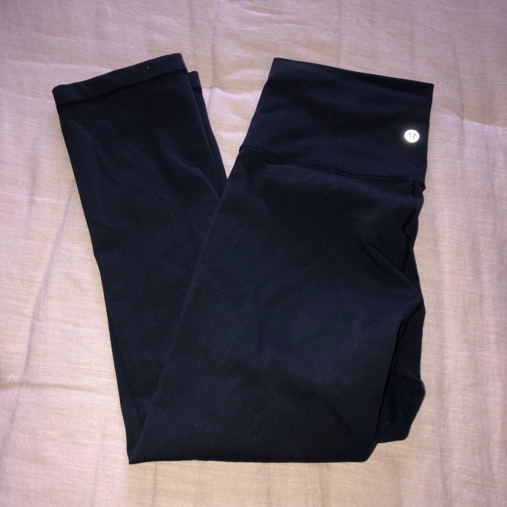 Navy lululemon crops